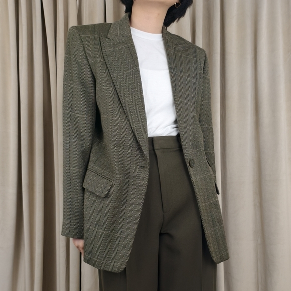 Ellen Tracy Jackets & Blazers - Vintage Wool Ellen Tracy Green Herringbone and Plaid Wool Blazer